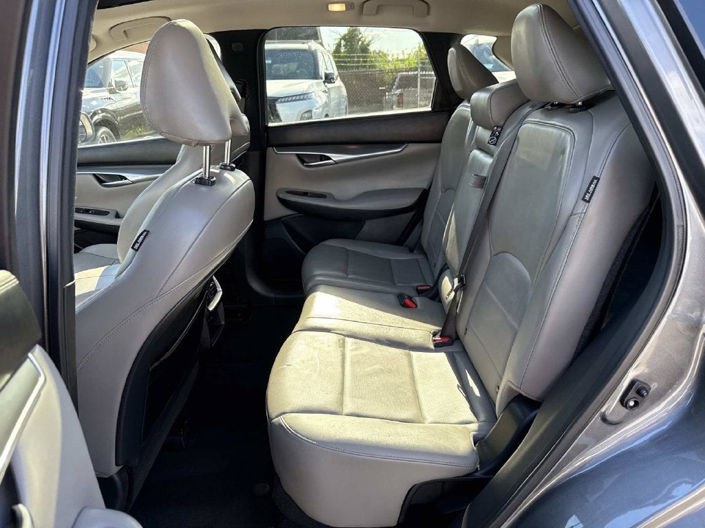 2023 INFINITI QX50 LUXE
