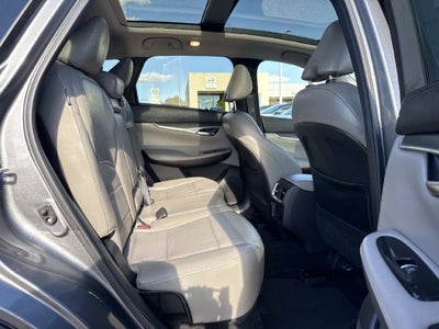 2023 INFINITI QX50 LUXE