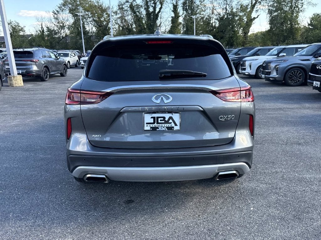 2023 INFINITI QX50 LUXE
