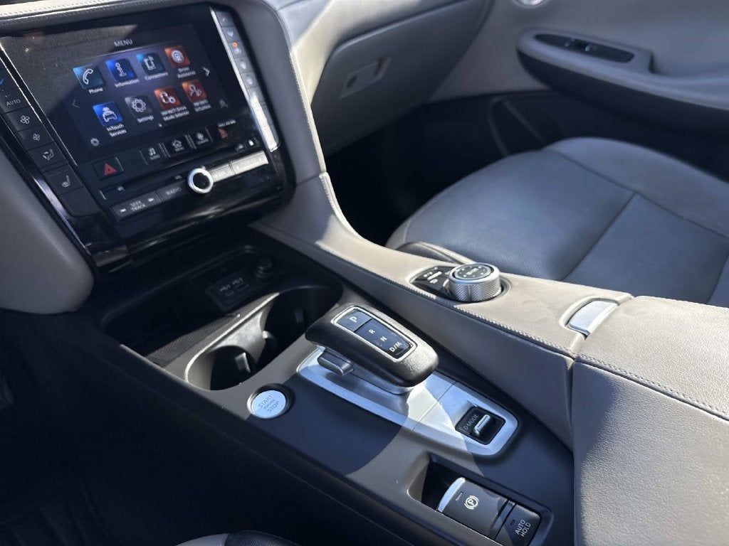 2023 INFINITI QX50 LUXE