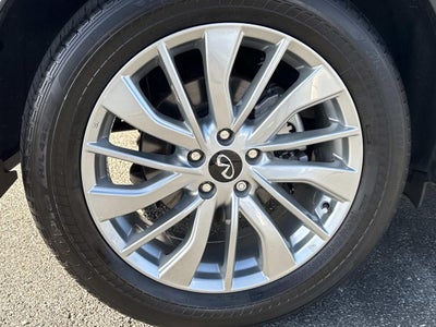 2024 INFINITI QX50 LUXE