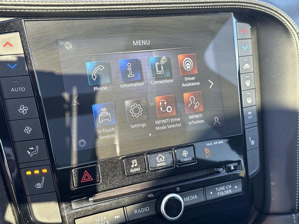 2024 INFINITI QX50 LUXE