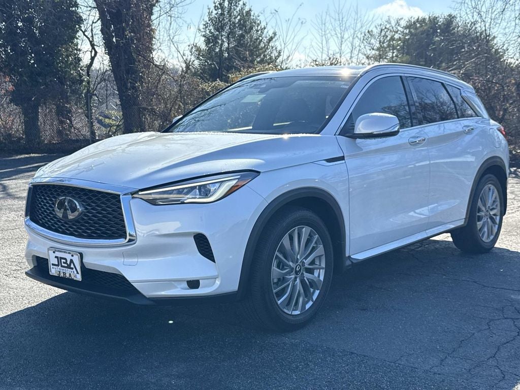 2023 INFINITI QX50 LUXE