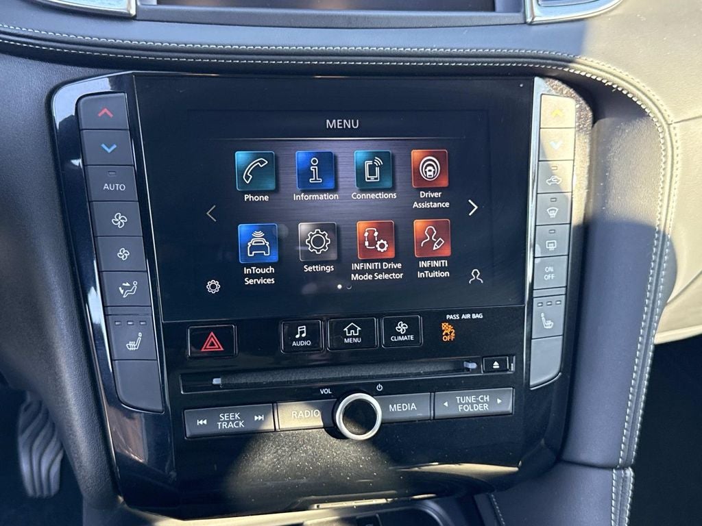 2023 INFINITI QX50 LUXE