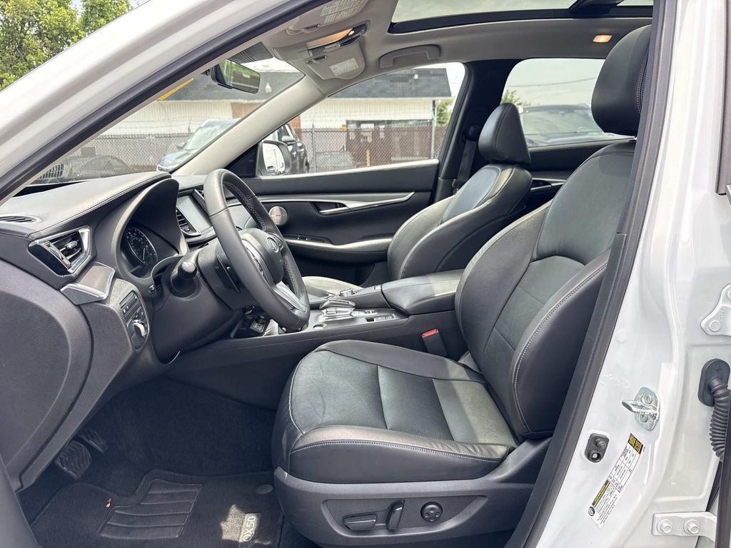 2023 INFINITI QX50 LUXE