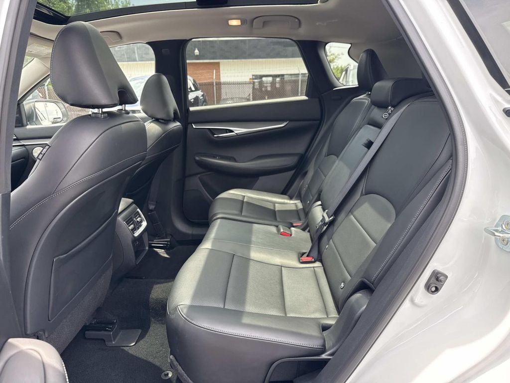 2023 INFINITI QX50 LUXE