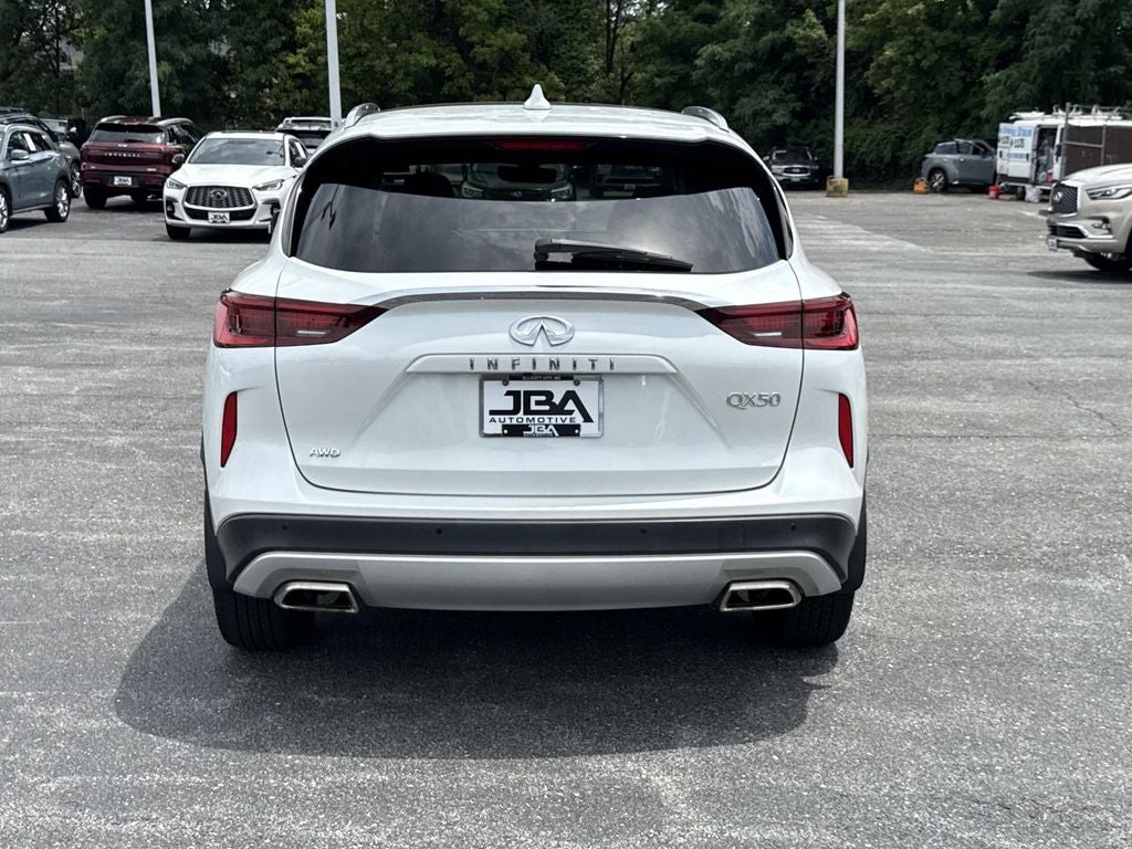 2023 INFINITI QX50 LUXE