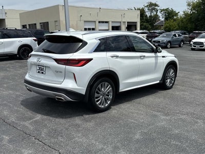 2023 INFINITI QX50 LUXE