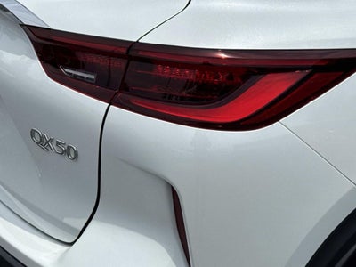 2023 INFINITI QX50 LUXE