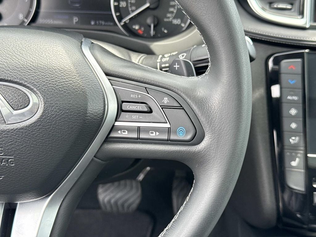 2023 INFINITI QX50 LUXE