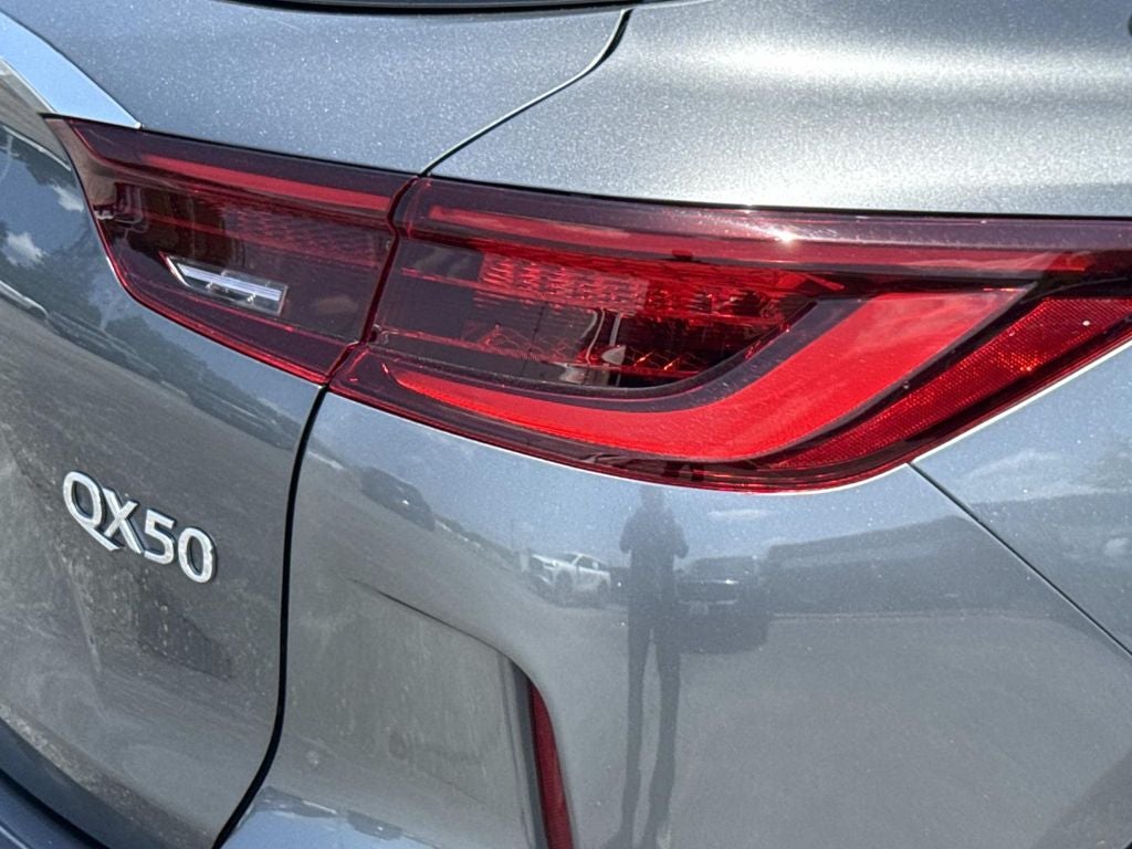 2024 INFINITI QX50 LUXE