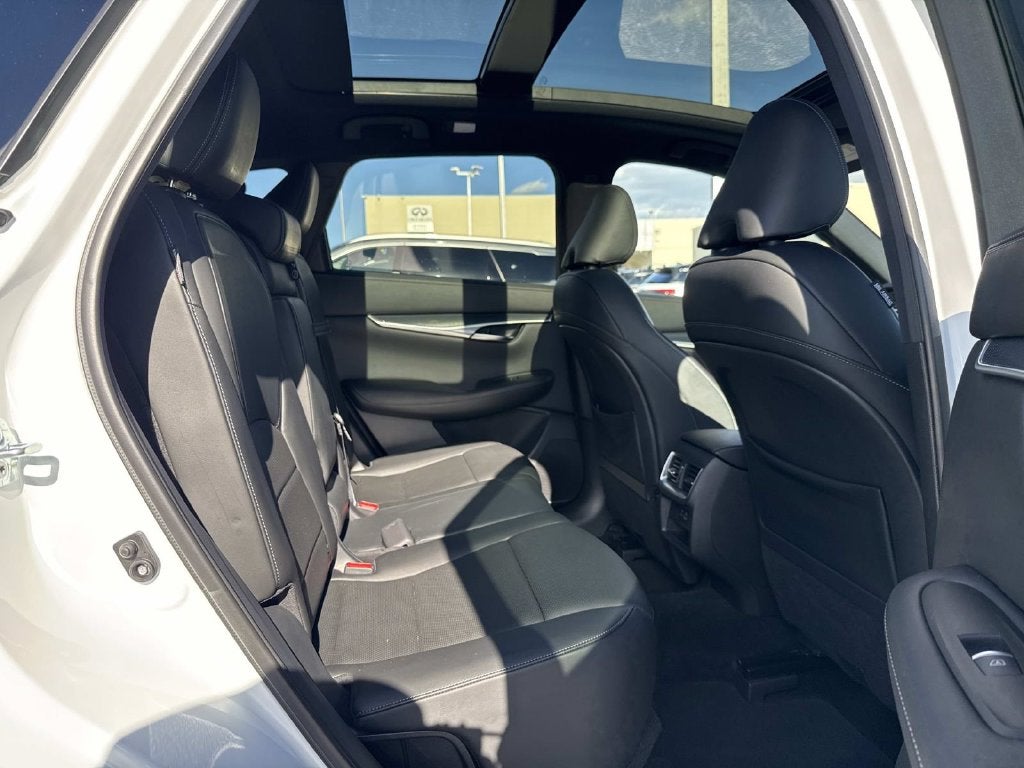 2023 INFINITI QX50 SPORT