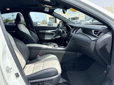 2023 INFINITI QX55 LUXE