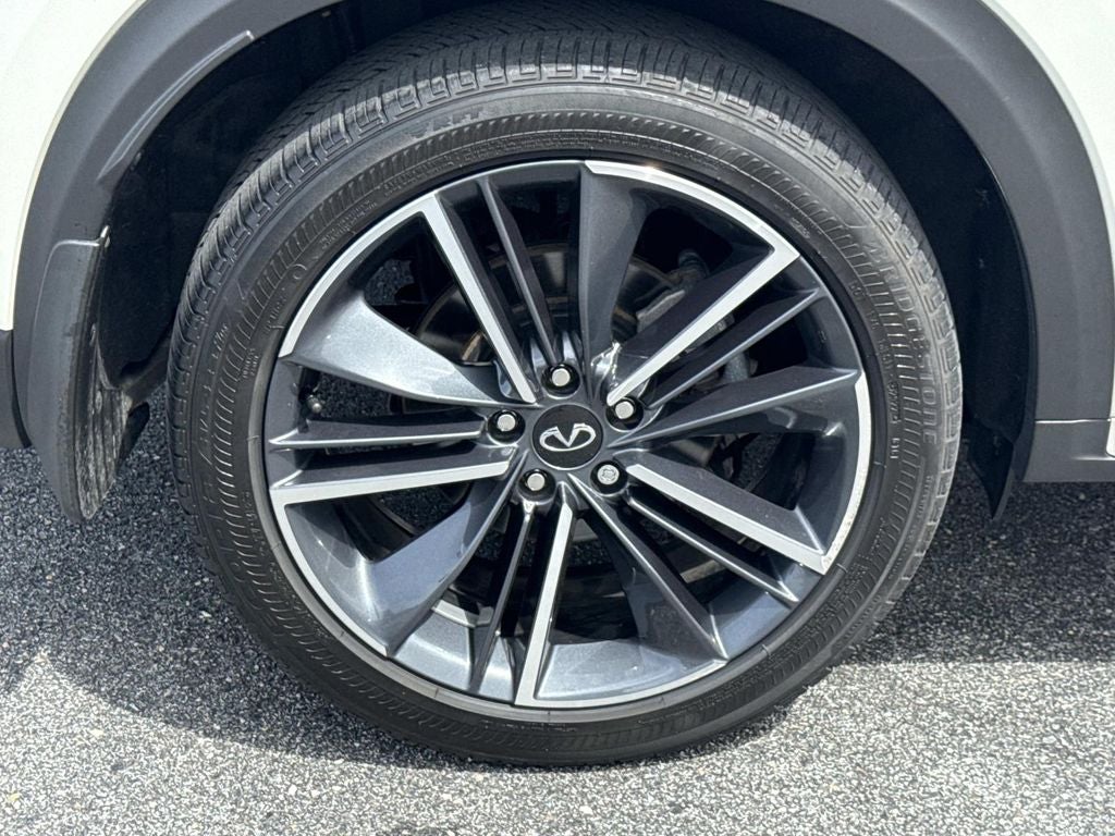 2023 INFINITI QX55 LUXE