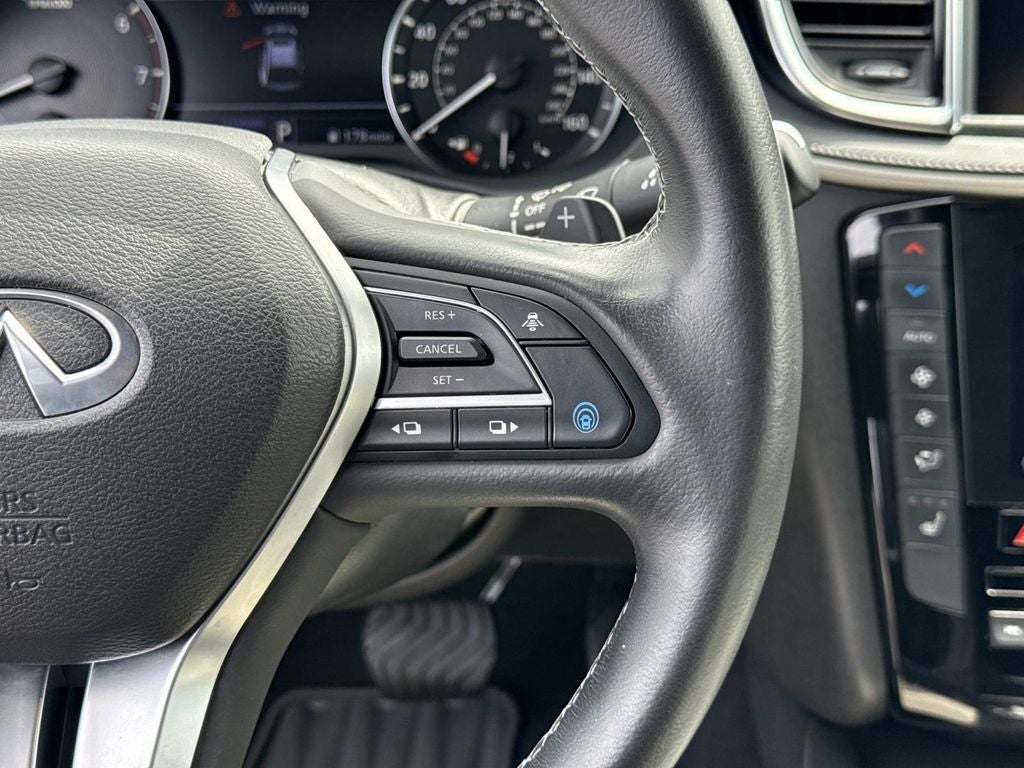 2023 INFINITI QX55 LUXE