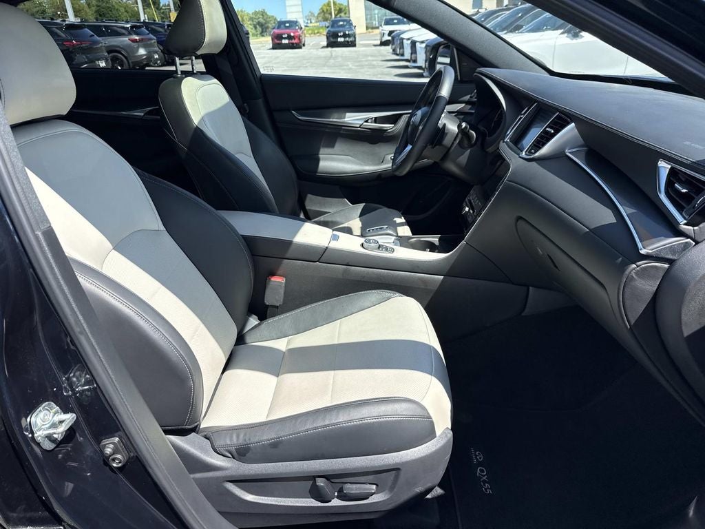 2025 INFINITI QX55 ESSENTIAL
