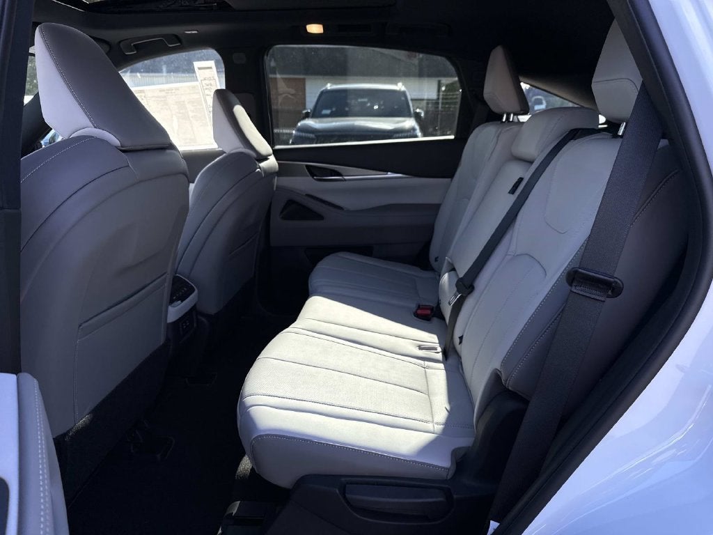 2027 INFINITI QX65 LUXE