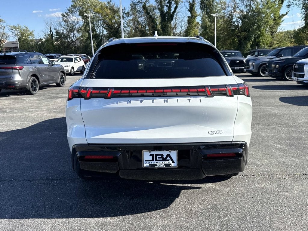 2027 INFINITI QX65 LUXE
