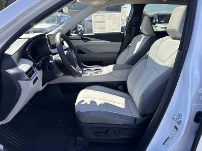 2027 INFINITI QX60 LUXE