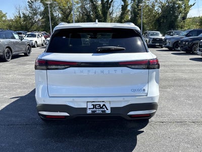 2027 INFINITI QX60 LUXE