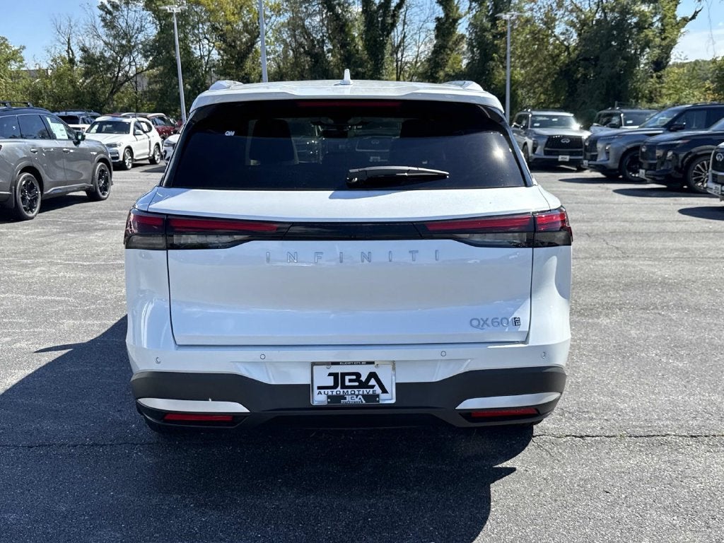 2027 INFINITI QX60 LUXE