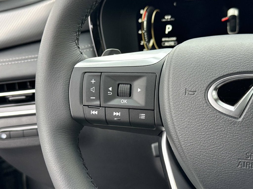 2027 INFINITI QX60 LUXE