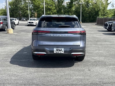 2027 INFINITI QX60 LUXE
