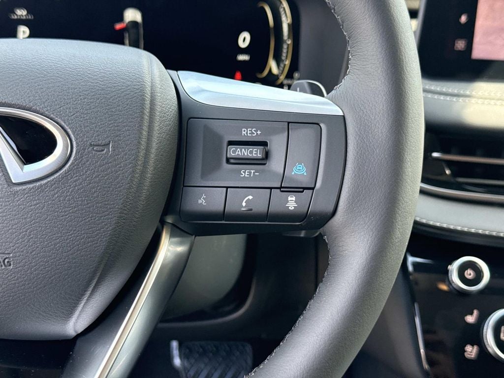 2027 INFINITI QX60 LUXE