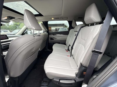 2027 INFINITI QX60 LUXE