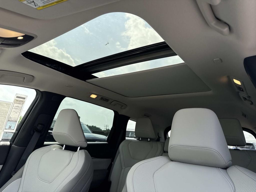 2027 INFINITI QX60 LUXE