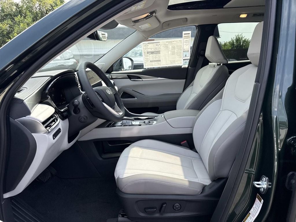 2027 INFINITI QX60 LUXE