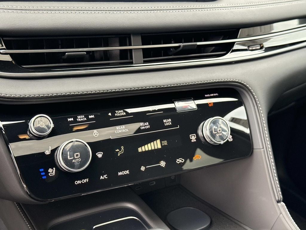 2027 INFINITI QX60 SPORT