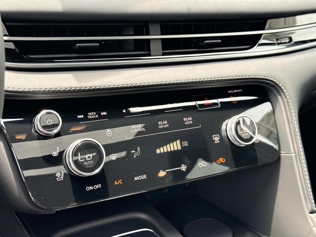 2027 INFINITI QX60 SPORT