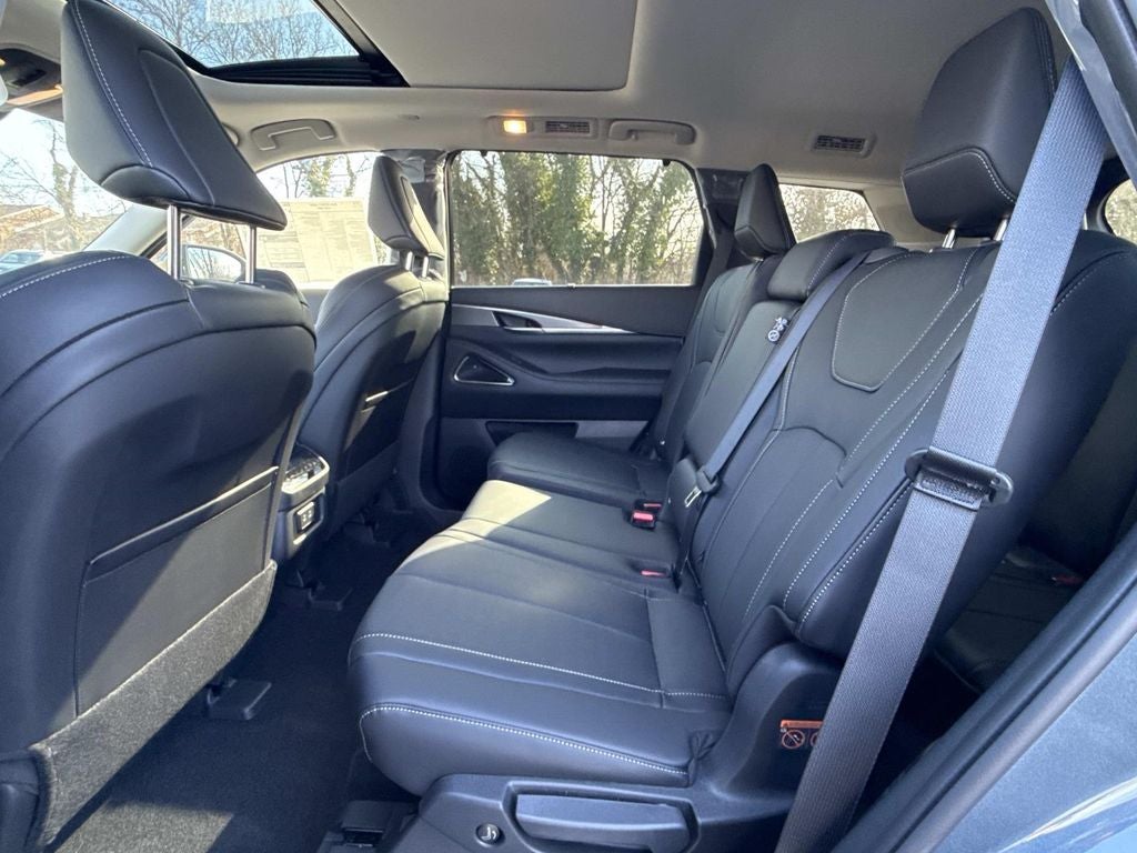 2026 INFINITI QX60 LUXE