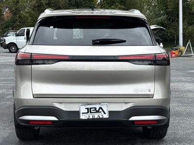 2026 INFINITI QX60 LUXE