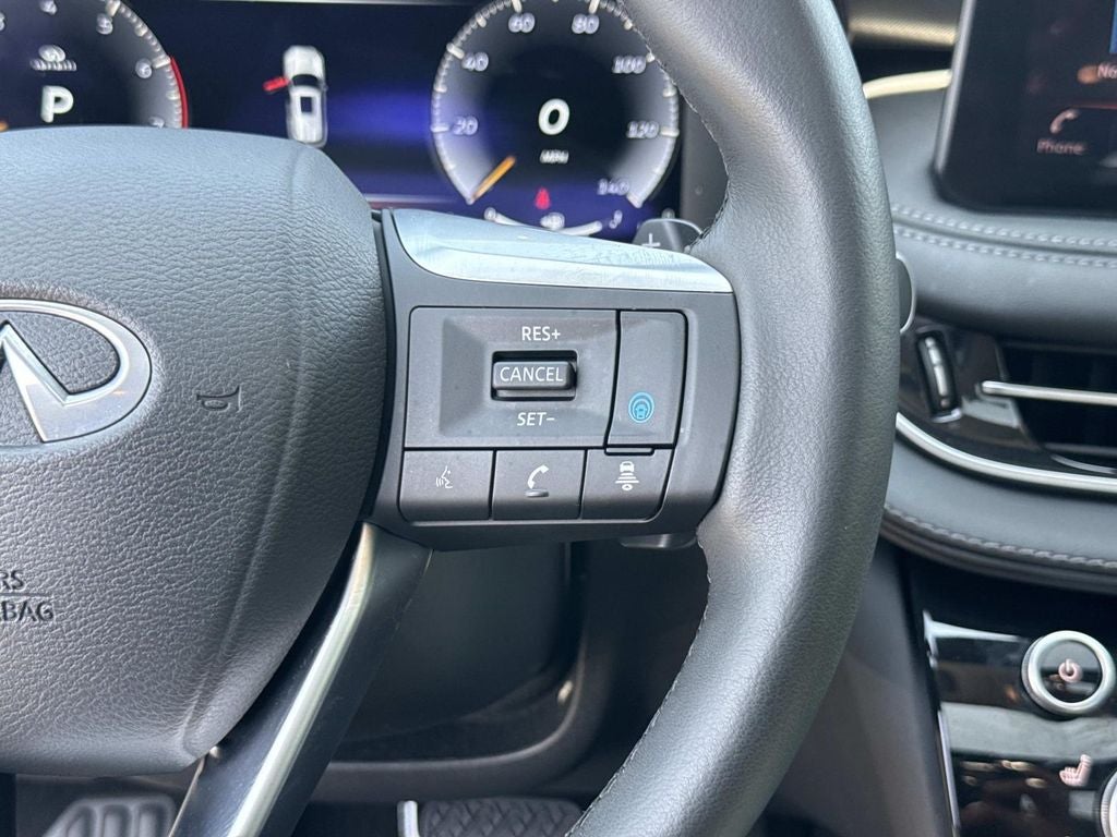 2025 INFINITI QX60 LUXE