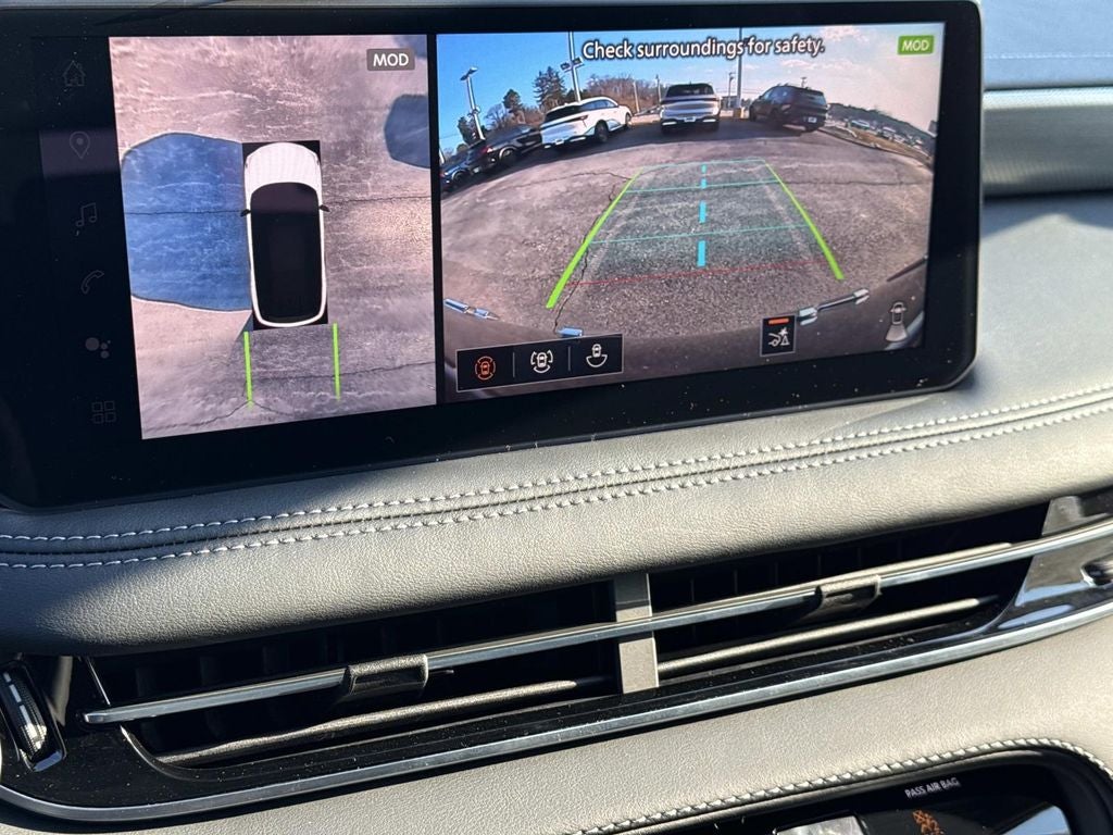 2026 INFINITI QX60 LUXE