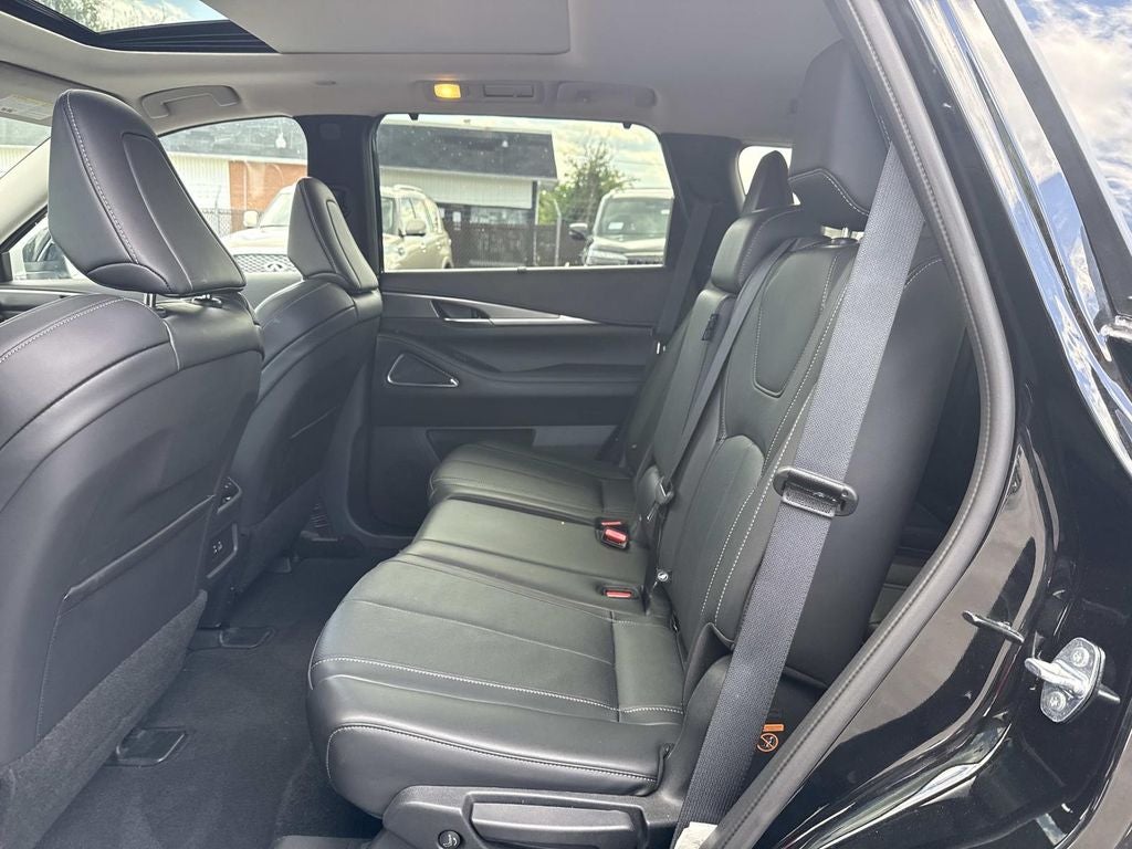 2025 INFINITI QX60 LUXE