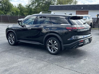 2025 INFINITI QX60 LUXE