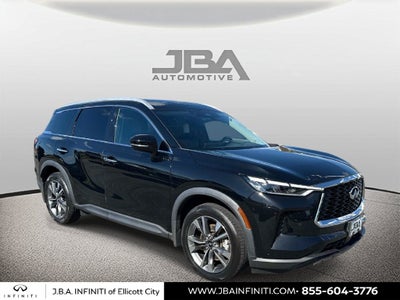 2023 INFINITI QX60 LUXE