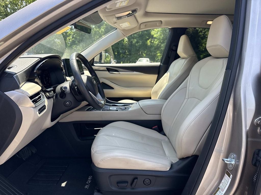 2023 INFINITI QX60 LUXE