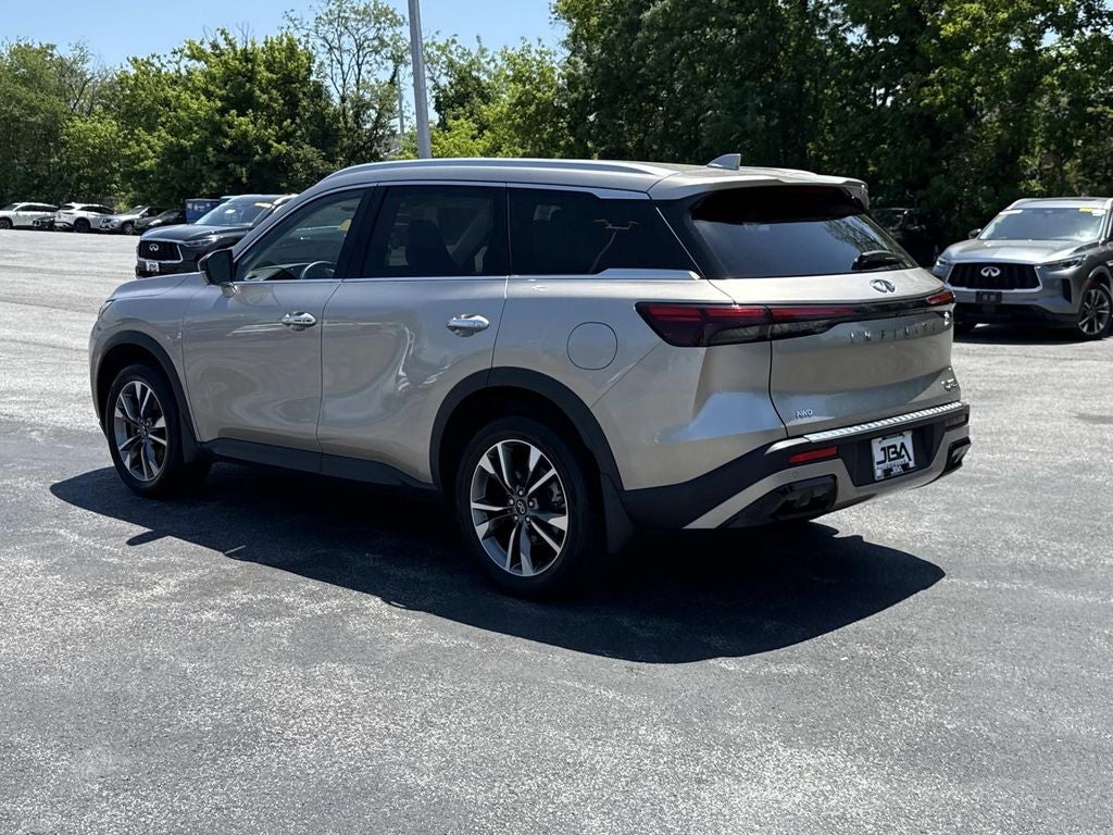 2023 INFINITI QX60 LUXE