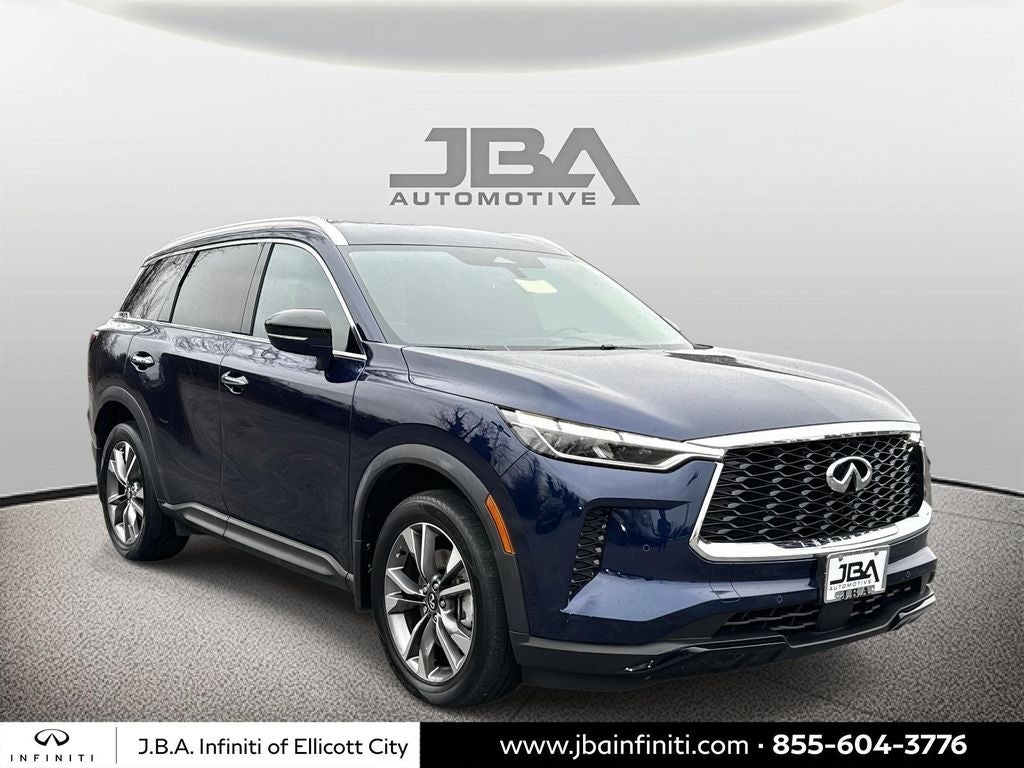 2023 INFINITI QX60 LUXE