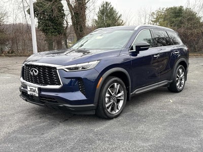 2023 INFINITI QX60 LUXE