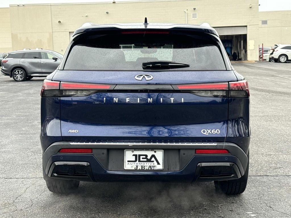 2023 INFINITI QX60 LUXE