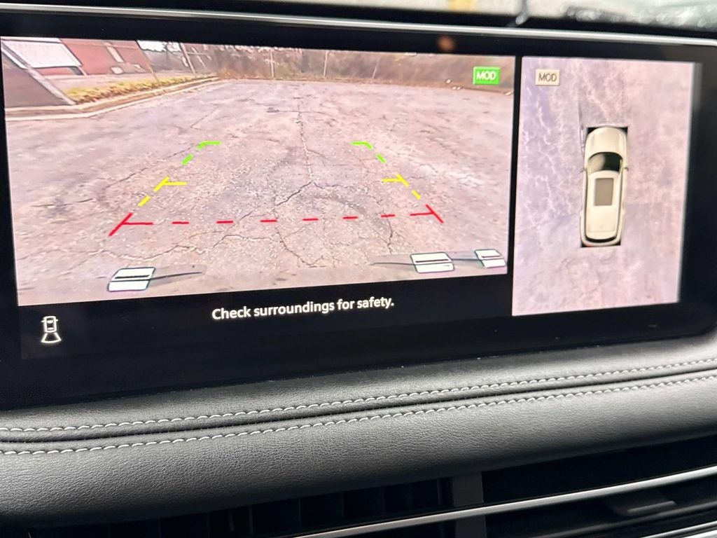 2023 INFINITI QX60 LUXE