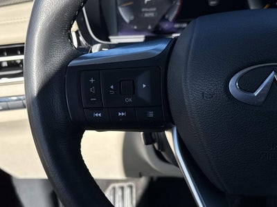 2022 INFINITI QX60 LUXE