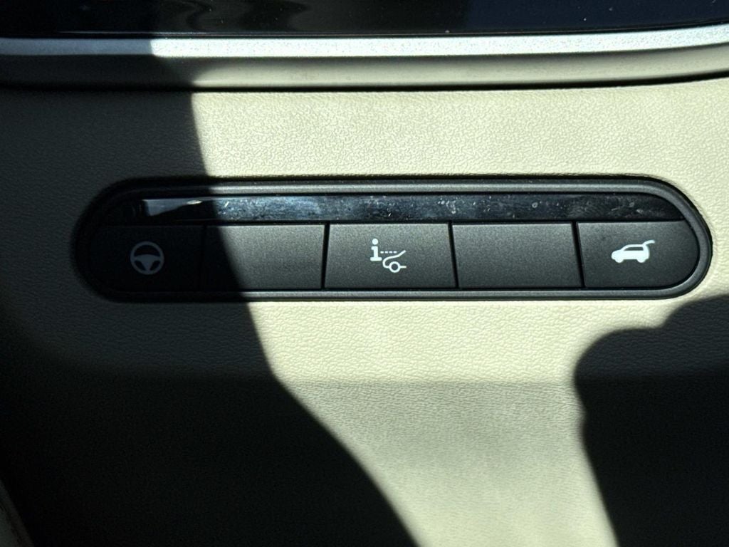 2022 INFINITI QX60 LUXE