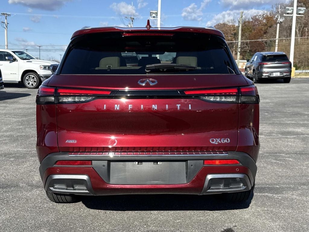 2022 INFINITI QX60 LUXE