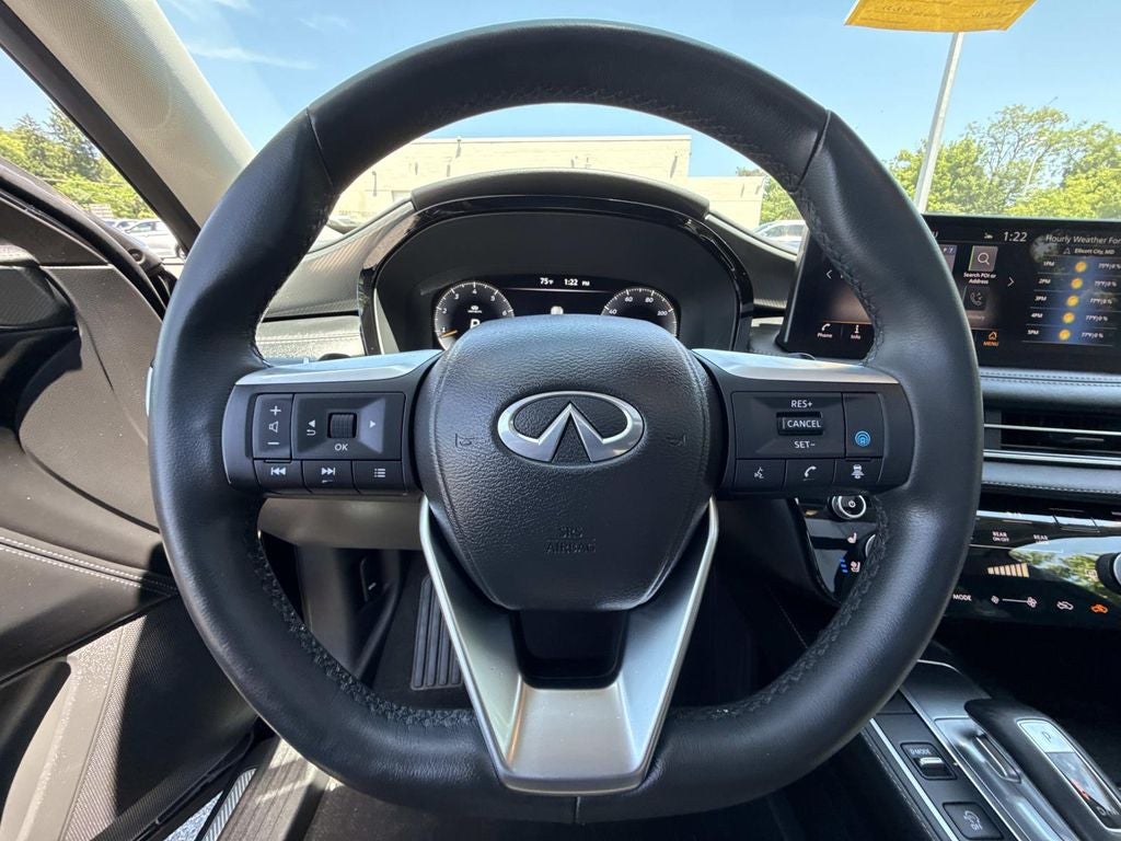 2023 INFINITI QX60 LUXE